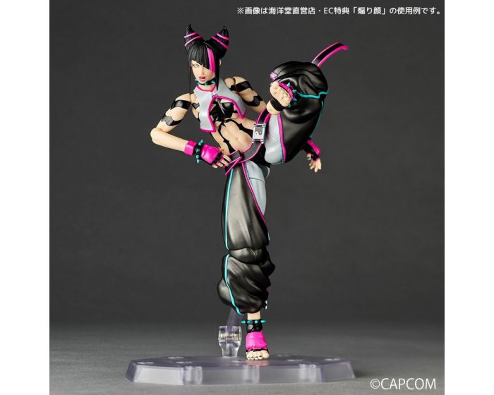 Revoltech Amazing Yamaguchi Street Fighter Juri